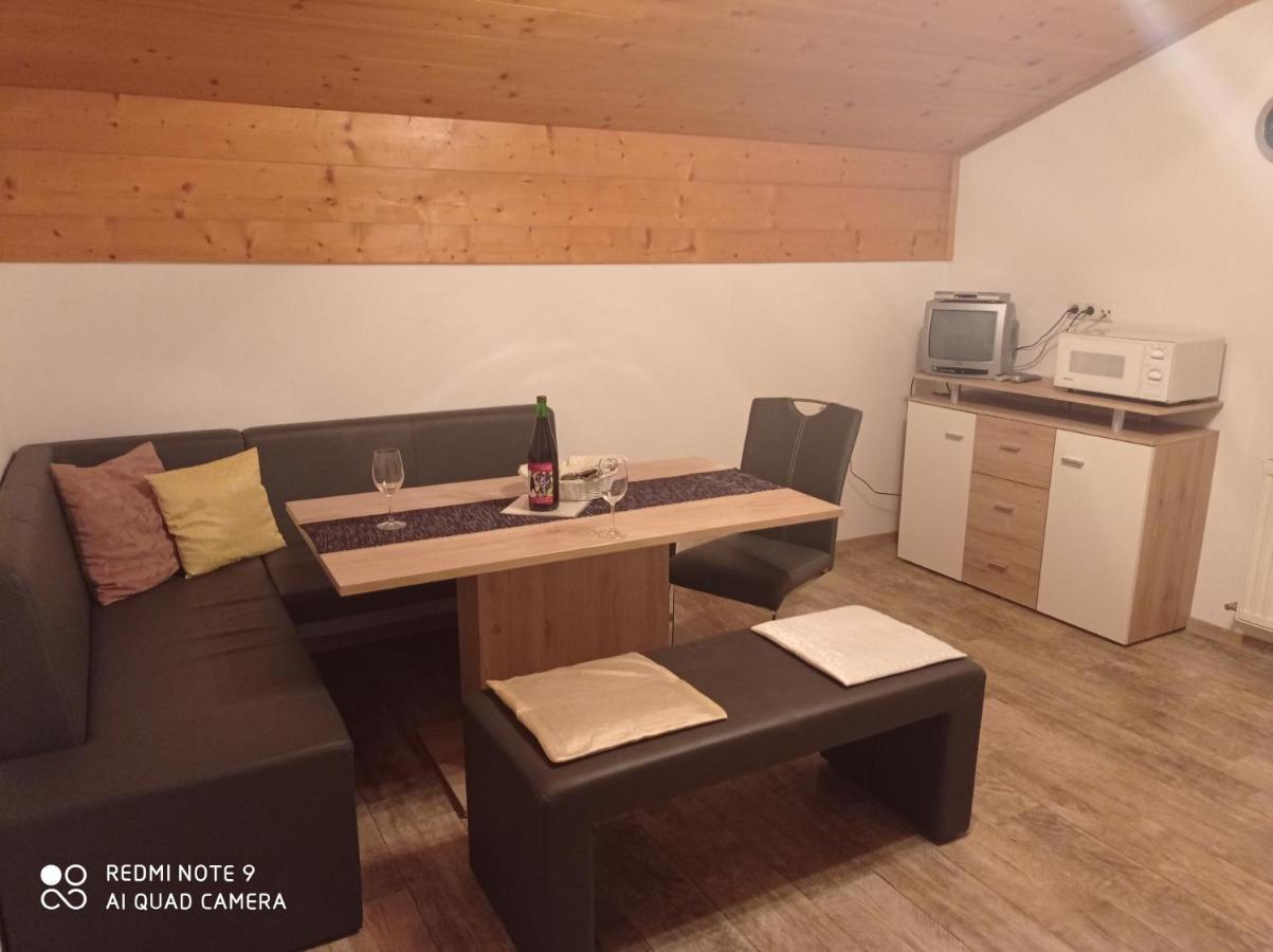 Haus Sonnenschein Appartement Holzgau Buitenkant foto